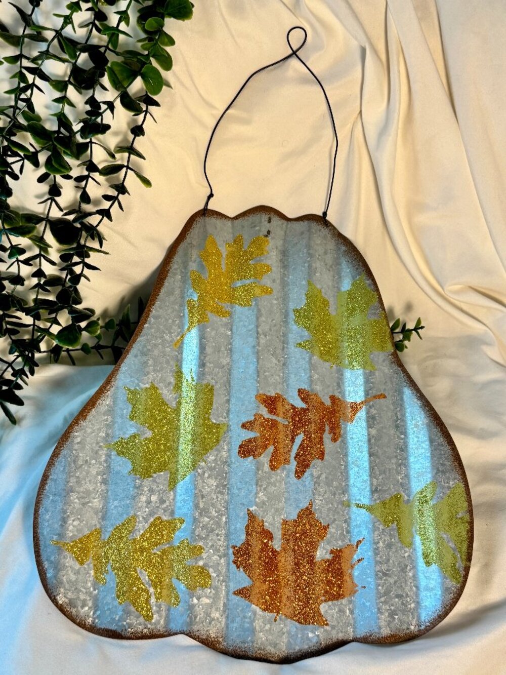 Rustic Galvanized Metal Pumpkin Wall Sign – Fall Autumn Glitter Leaf Decor